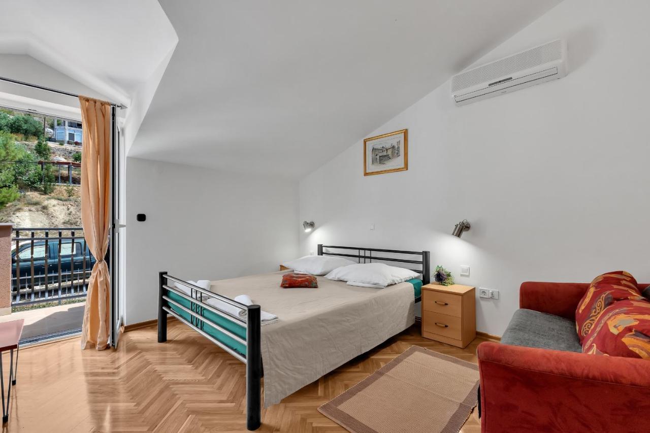 Apartments And Rooms With Parking Space Duce, Omis - 10303 エクステリア 写真