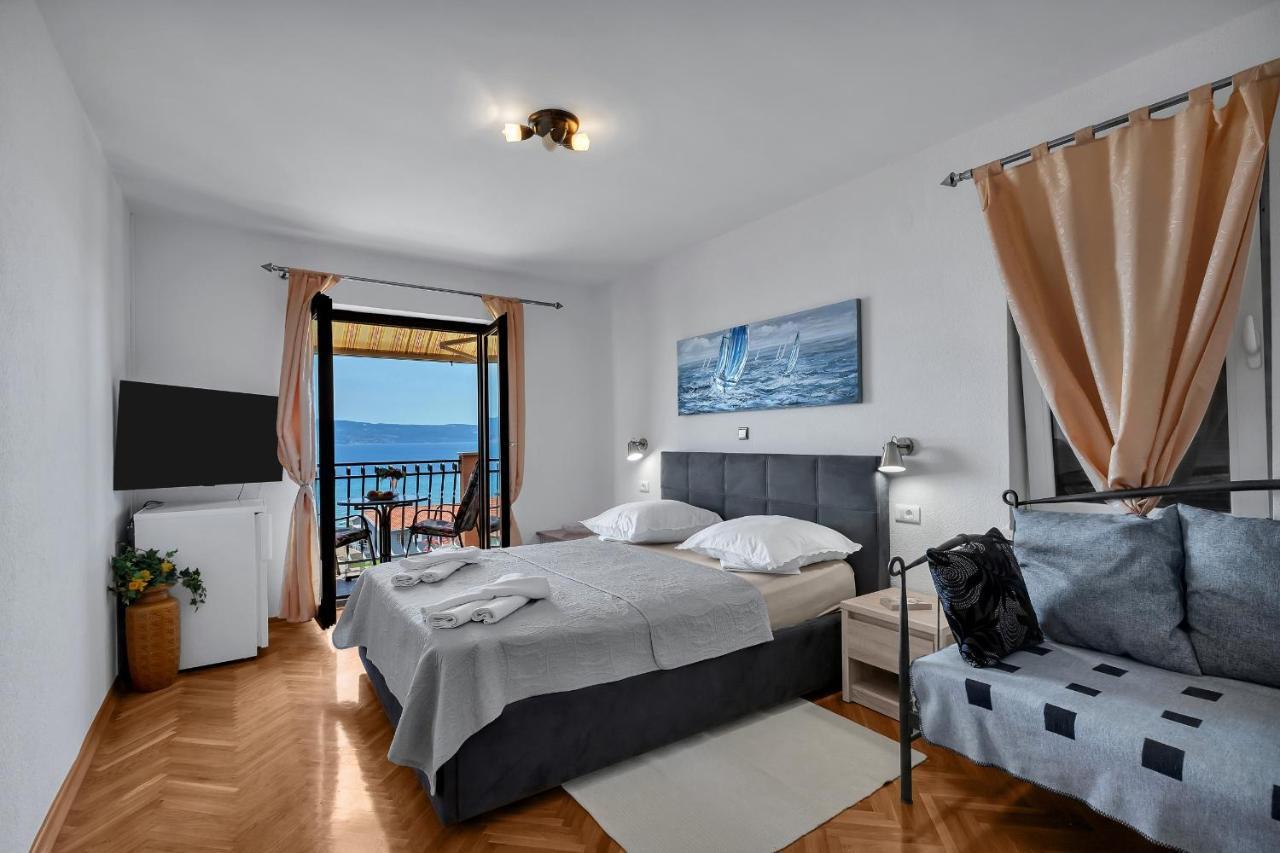 Apartments And Rooms With Parking Space Duce, Omis - 10303 エクステリア 写真