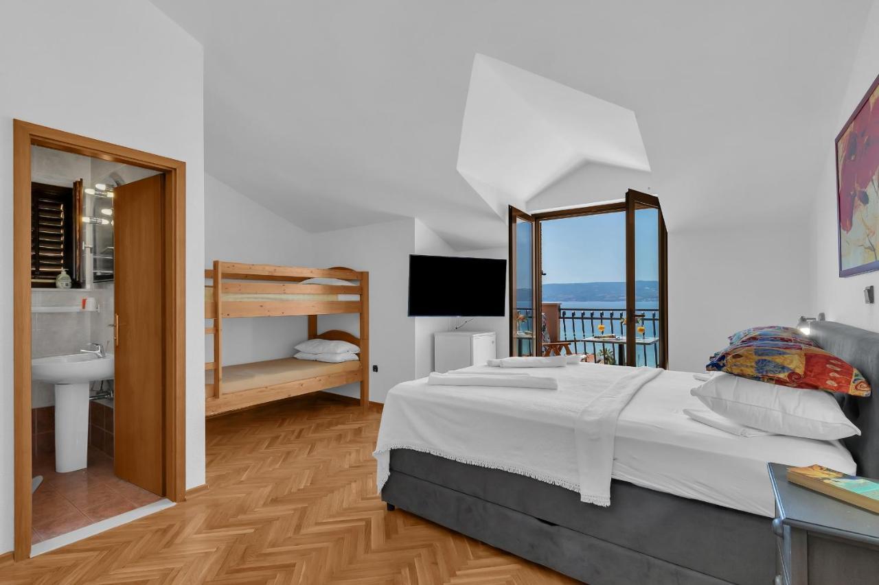 Apartments And Rooms With Parking Space Duce, Omis - 10303 エクステリア 写真