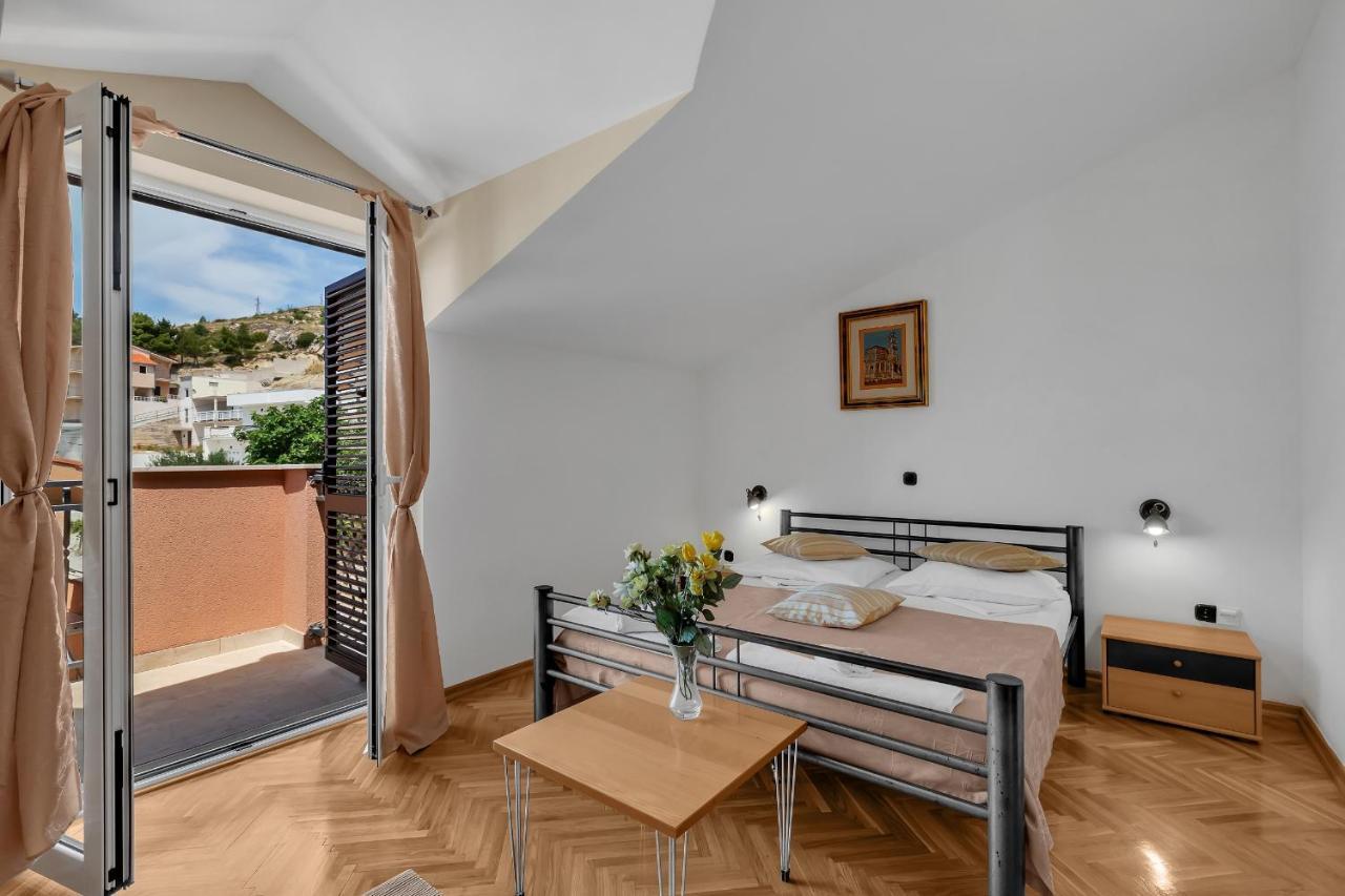 Apartments And Rooms With Parking Space Duce, Omis - 10303 エクステリア 写真
